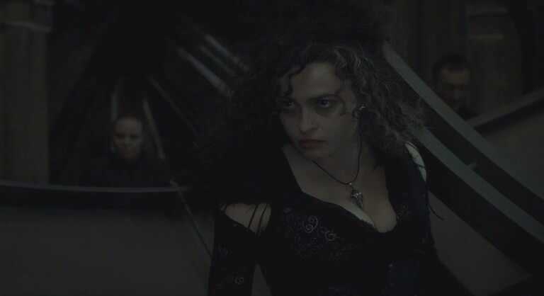 Беллатриса Лестрейндж - ведьма и пожиратель смерти из фильмов о Гарри Поттере.