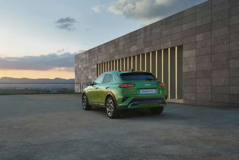 Представлен обновленный автомобиль KIA XCeed: версия GT-line и PHEV-гибрид - rdd.media 2024