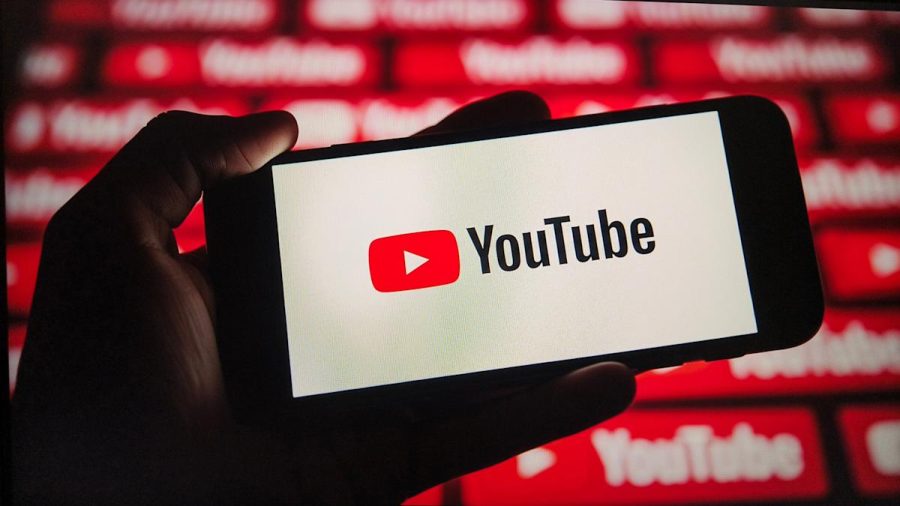 YouTube использует искусственный интеллект для повышения качества низкокачественных видео до HD. - rdd.media 2025